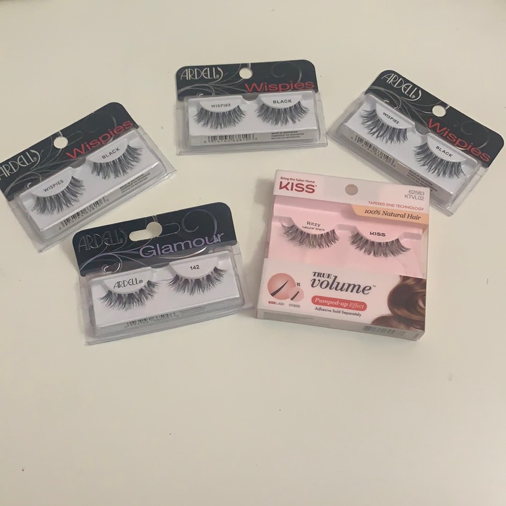 False lashes bundle $35
